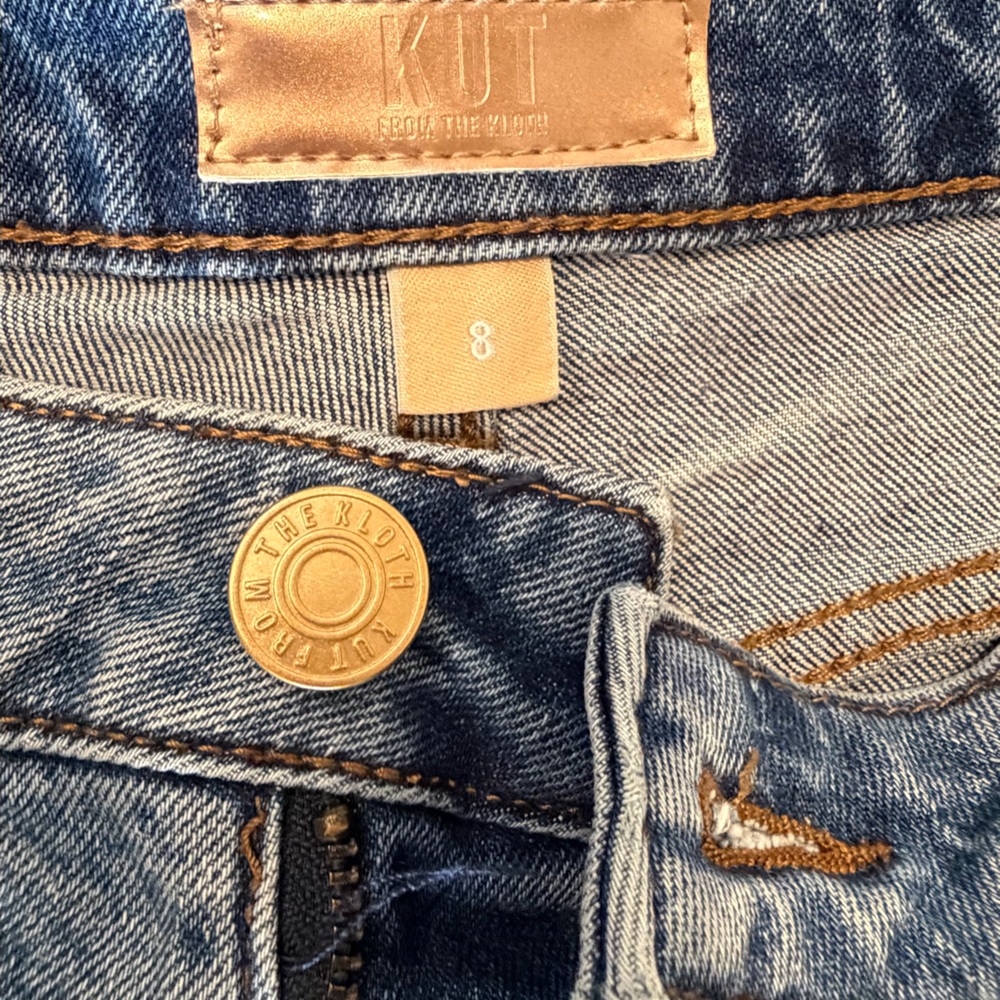 Kut from the Kloth - Women’s Size 8 Blue Jean Shorts - Picture 3 of 7